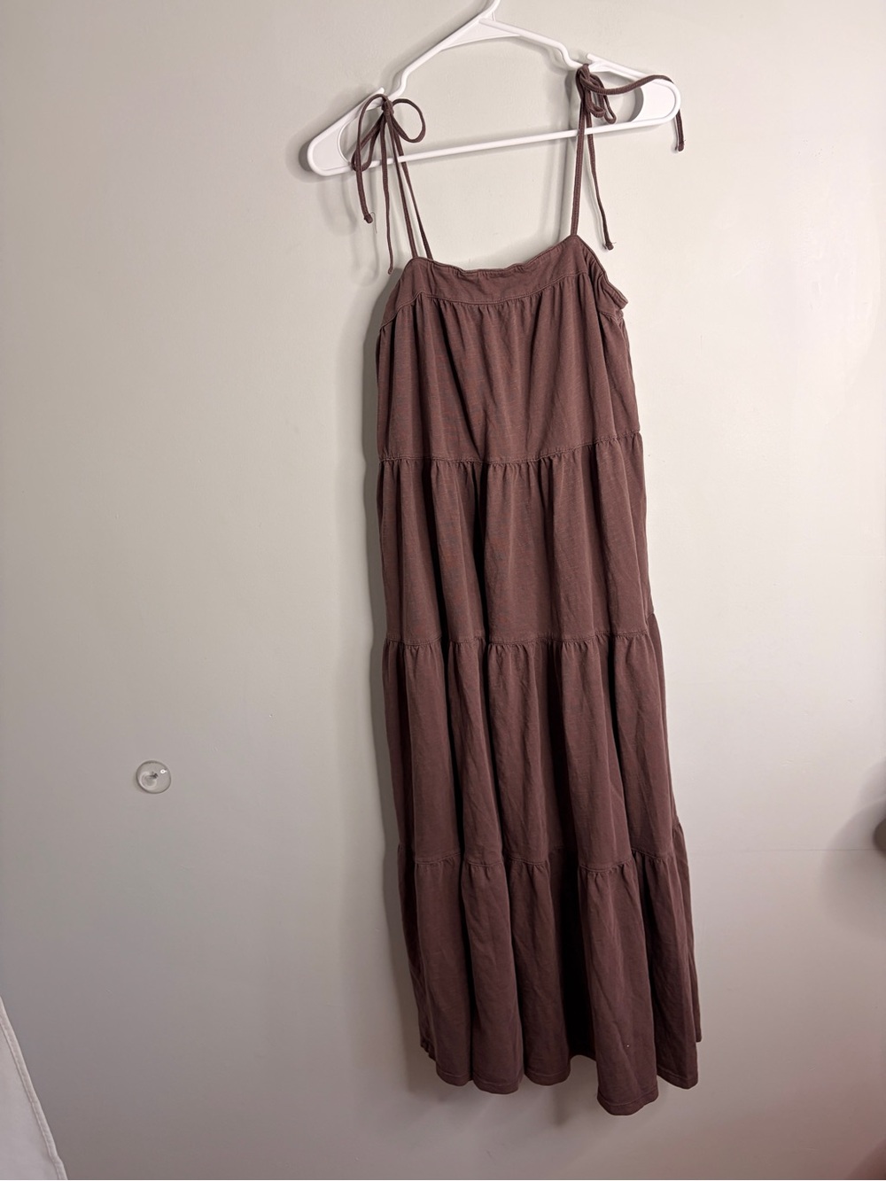 American Eagle Flowy Tie-Strap Tiered Midi Dress - Brown Medium